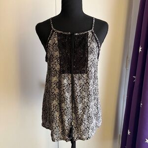 Solitaire NEW Black and White Lace Print Cami Women’s Size Small